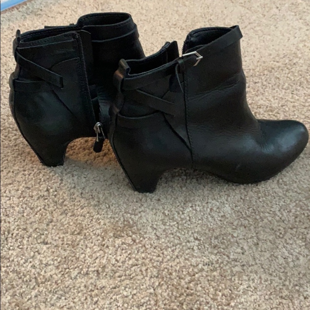 Sam Edelman Maddox bootie